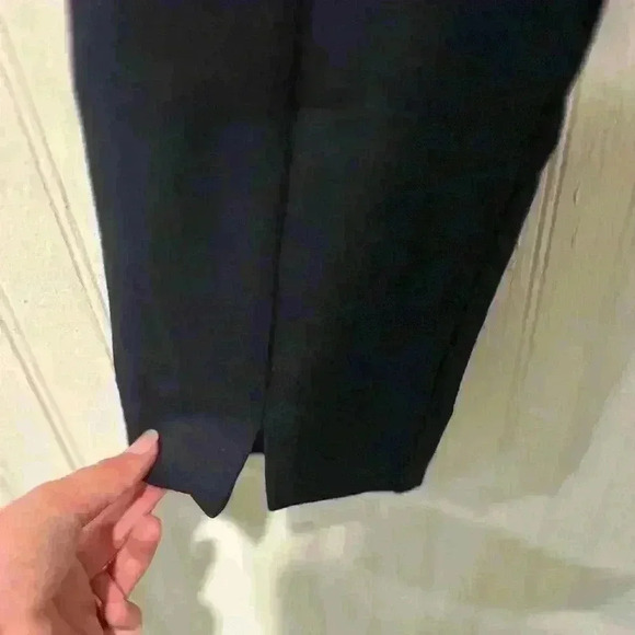 Cabi Agency Ponte Knit Front Seam Ankle Pants classic office professional sz 8 - Picture 8 of 8